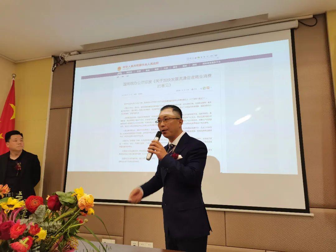 四川教育局发布最新教育政策解读：课程优化、教师发展、经费透明，助力学生全面成长
